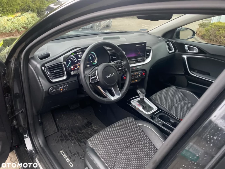 Używany samochód Kia XCeed dostępny w ofercie dealera Kia Wadowscy – zdjęcie pojazdu na sprzedaż