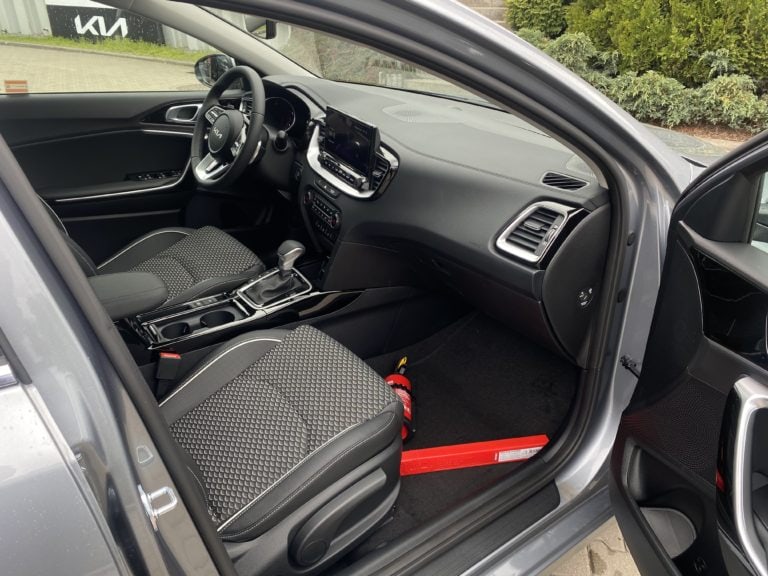 Używany samochód Kia Ceed dostępny w ofercie dealera Kia Wadowscy – zdjęcie pojazdu na sprzedaż