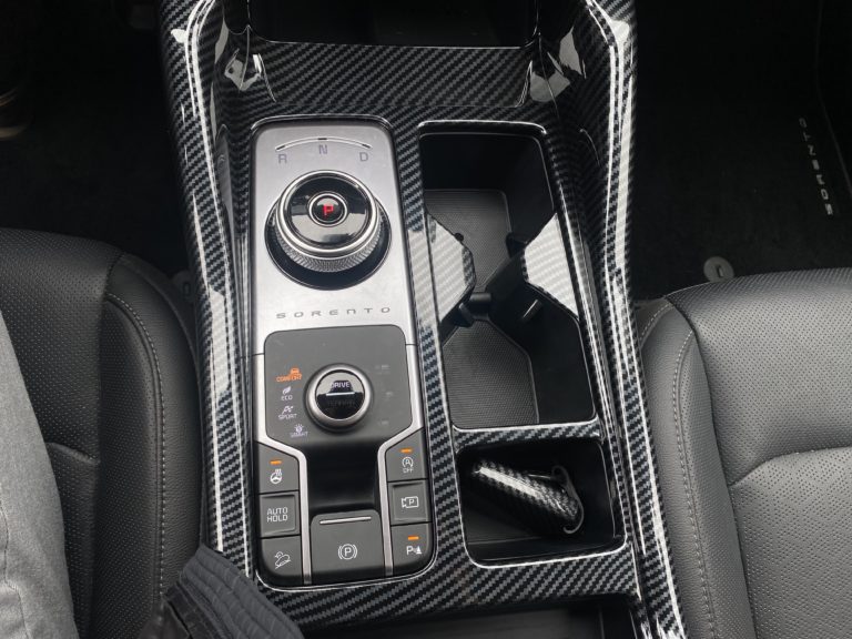 Używany samochód Kia Sorento dostępny w ofercie dealera Kia Wadowscy – zdjęcie pojazdu na sprzedaż